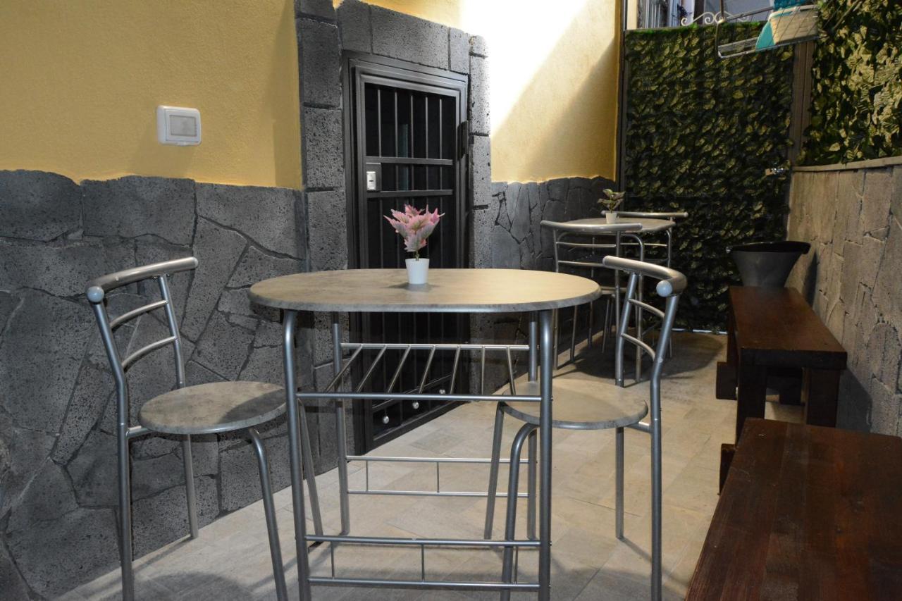 Aitho Apartment 45 Catania Exterior photo
